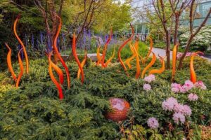 Chihuly Garden and Glass in Seattle Ticket - Entering at 305 Harrison St: quick tips so you don’t lose time