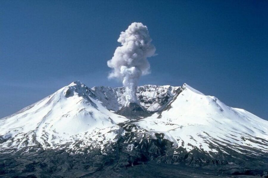 From Seattle: Mt Saint Helen Tour - From Seattle to the Blast Zone: how this 9-hour plan feels