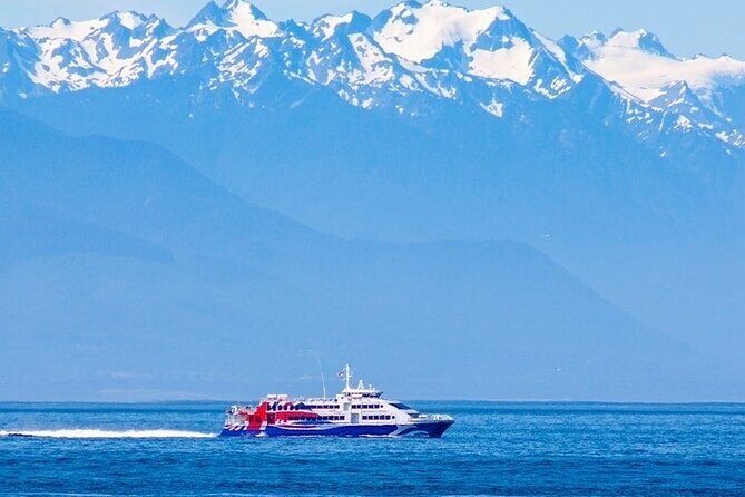 From Seattle: Round Trip by High Speed Ferry to Victoria, BC - Crew and Service: Friendly Help, Plus Names to Remember