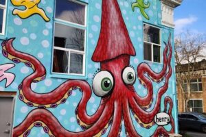 Henry Art Tours-Come See the Fun Side of Seattle Art/Pubs/History - Fremont First: Where Henry’s Mural Roots Lead the Route
