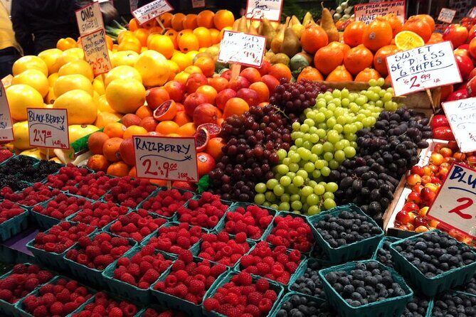 Pike Place Market Tasting Tour - What the guide adds: history that helps you shop
