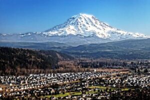 Private Mt Rainier National Park Tour in SUV - Breakfast stop on the way in: fuel up for a long day