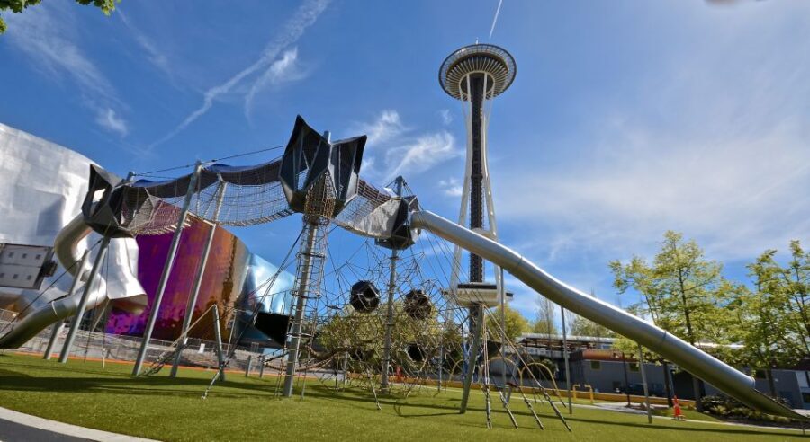 Seattle: 3-Hour City Highlights Tour - Waterfront, arenas, and the Space Needle area in one sweep