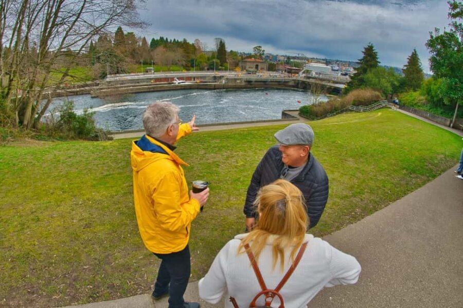 Seattle: 3-Hour City Tour by Bus - Getting Started at MoPOP (and Why That Matters)