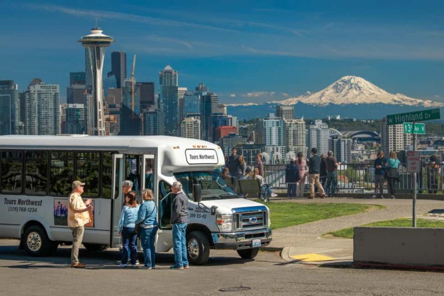 Seattle: 3-Hour City Tour by Bus - Pike Place Market to the Waterfront: Seattle’s Most Central First Impression