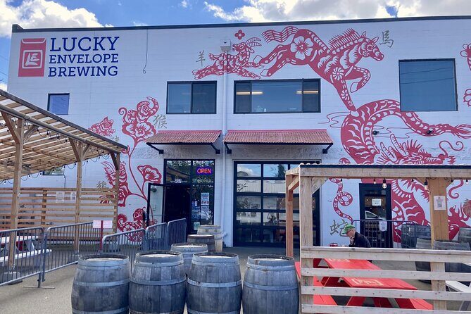 Seattle Beer Wander - Ballard Brewery District - Jolly Roger Taproom: A Craft Brewing Primer With Real Tastes