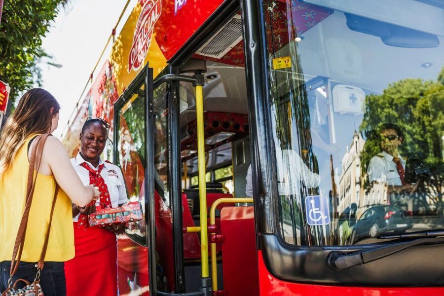 Seattle: City Sightseeing Hop-On Hop-Off Bus Tour - Open-top views and audio guide: the best way to enjoy the ride