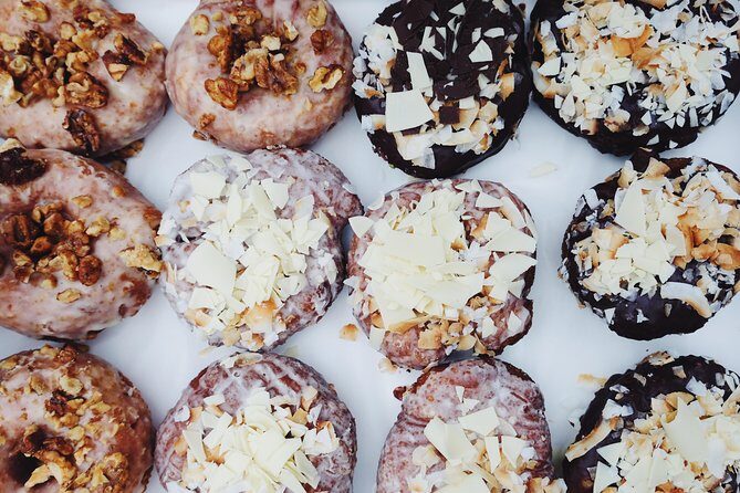 Seattle Delicious Donut Adventure & Walking Food Tour - Stop-by-stop: what to expect from each donut shop and city moment