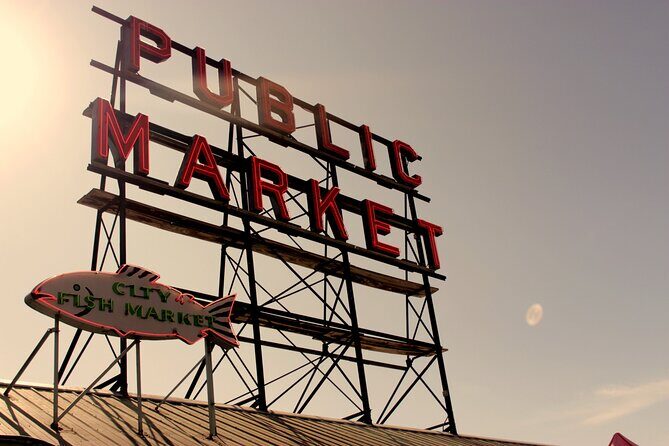 Seattle Post-Cruise Tour Package - Kerry Park: your Space Needle skyline moment