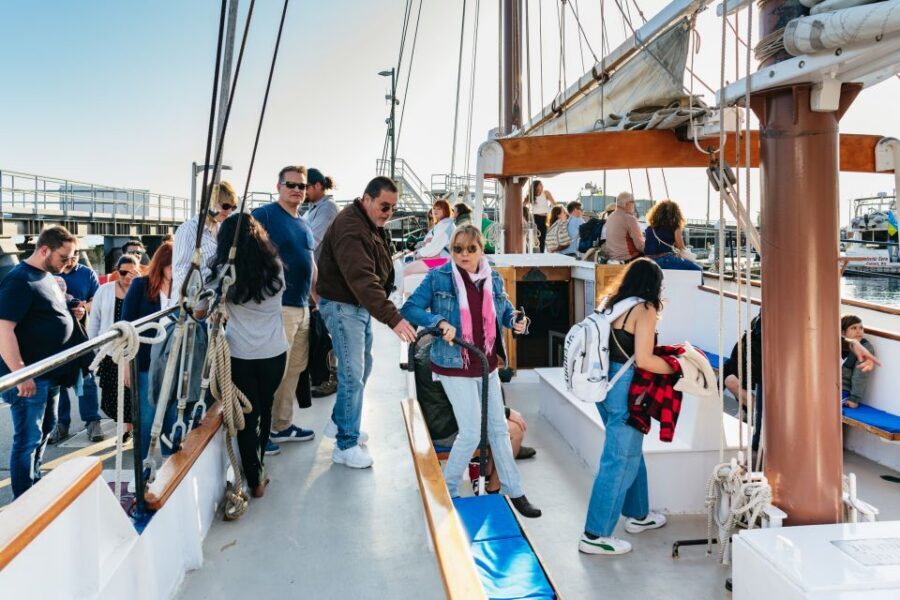 Seattle: Tall Sailboat Sunset Harbor Cruise - The onboard bar and snacks: what $79 really covers