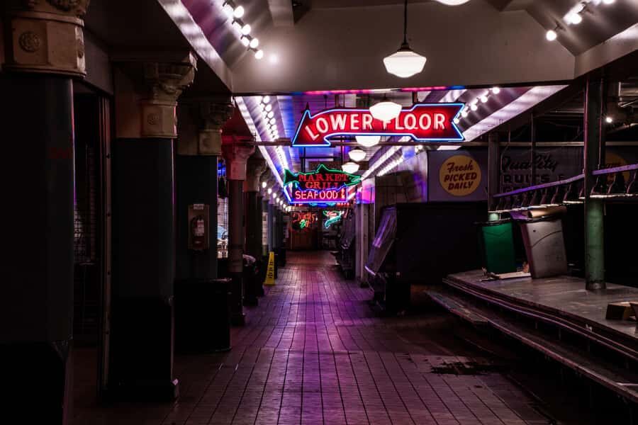 Seattle: Terrors and Ghosts Guided Walking Tour - Butterworth Building: Unsettling Details You Can Point To