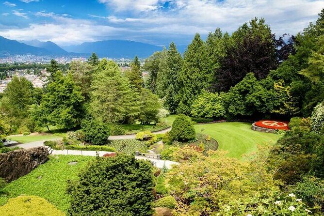 Seattle to Vancouver Urban and Scenic Day Trip - Canada Place and FlyOver Canada 4D: Optional, but Many People Pick It