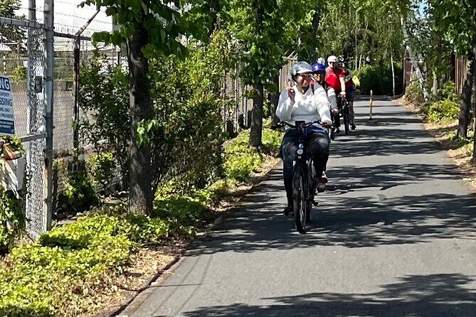 Seattle's Electric City Bike Tour - Your stop-by-stop route: Puget Sound to Cal Anderson Park