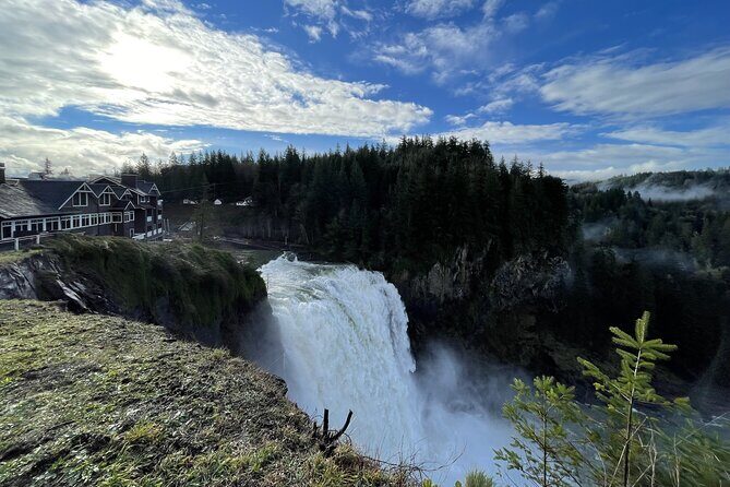 Snoqualmie Falls and Wineries Tour from Seattle - The Drive Over I-90: Scenic Without the Map Work