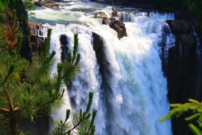 Snoqualmie Falls + Wine Tasting: All-Inclusive Small-Group Tour - Who This Tour Fits Best (And Who Might Prefer Something Else)