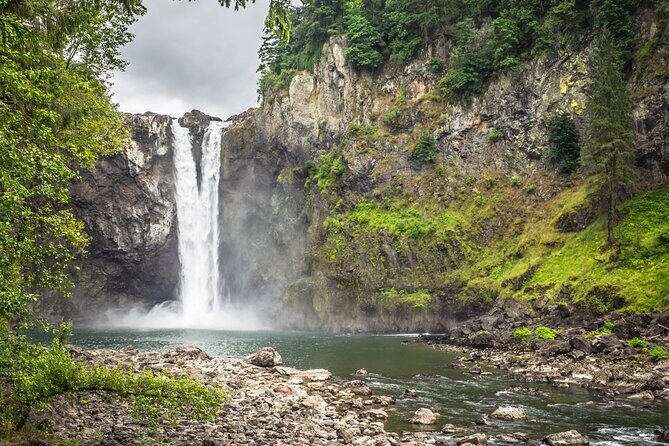 Visit Snoqualmie and Hike to Twin Falls (Transportation included) - Getting there from Seattle: easy meet-up, no parking drama