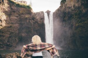 Visit Snoqualmie and Hike to Twin Falls (Transportation included) - Snoqualmie Falls: the 268-foot photo magnet